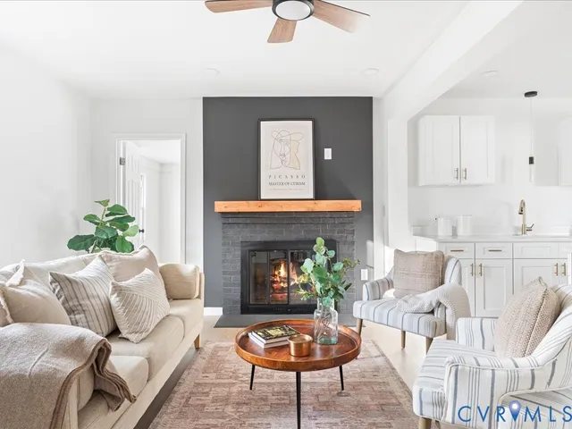 $369,000 | 807 Hamilton Avenue, Colonial Heights, VA 23834