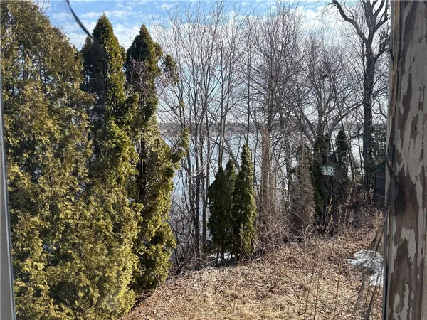 $1,100,000 | 351 County Road, Barrington, RI 02806