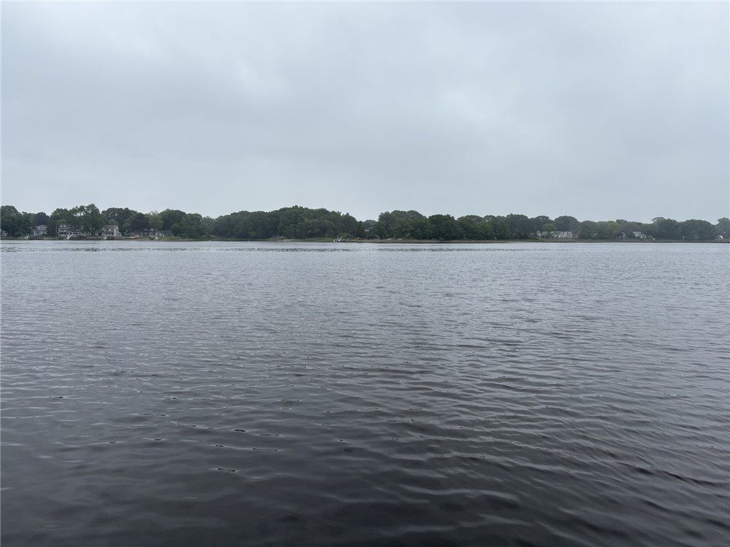 351 County Road Barrington, RI 02806 - Photo 24 of 46