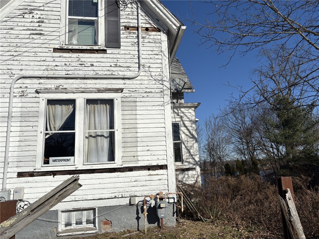 351 County Road Barrington, RI 02806 - Photo 10 of 46