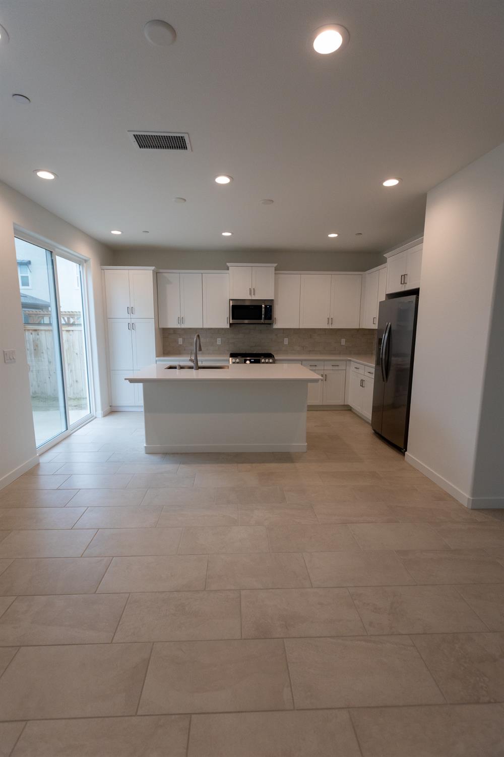 4109 Ash Road Madera, CA 93636 - Photo 4 of 20