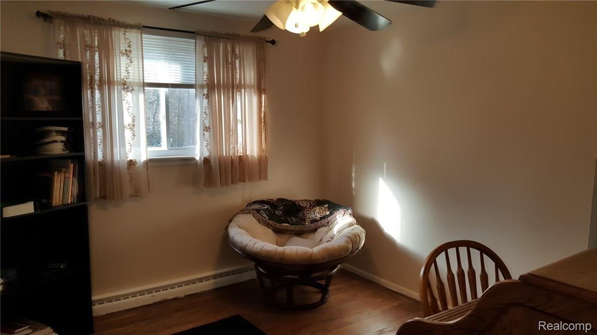 8463 Hampton Road Grosse Ile, MI 48138 - Photo 28 of 37 Bedroom 4