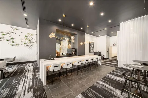 $475,000 | 3324 Peachtree Road Northeast, Unit 2705, Atlanta, GA 30326