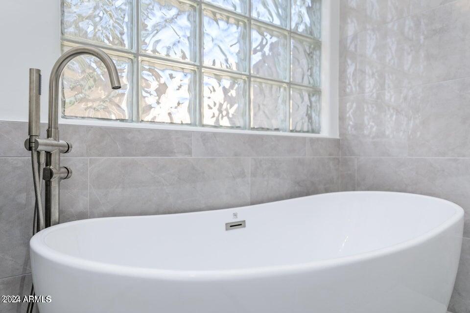 10923 East Bahia Drive Scottsdale, AZ 85255 - Photo 23 of 41 20221222201113156704000000-o