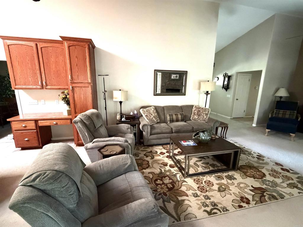 524 Rosvall Drive Fallbrook, CA 92028 - Photo 72 of 77 Living Room