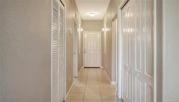 $237,900 | 811 Fairwaycove Lane, Unit 107, Bradenton, FL 34212