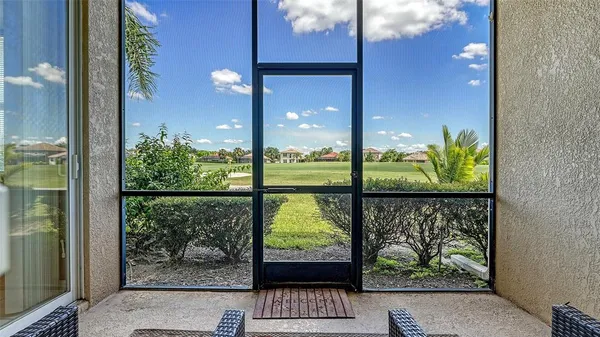 $237,900 | 811 Fairwaycove Lane, Unit 107, Bradenton, FL 34212