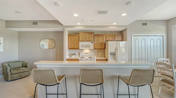 $237,900 | 811 Fairwaycove Lane, Unit 107, Bradenton, FL 34212