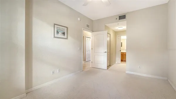 $237,900 | 811 Fairwaycove Lane, Unit 107, Bradenton, FL 34212