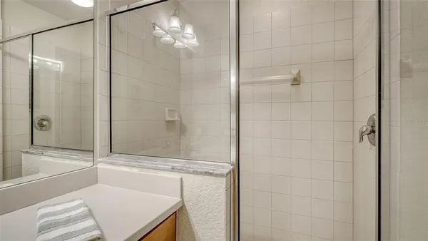 $237,900 | 811 Fairwaycove Lane, Unit 107, Bradenton, FL 34212