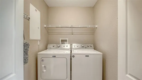 $237,900 | 811 Fairwaycove Lane, Unit 107, Bradenton, FL 34212