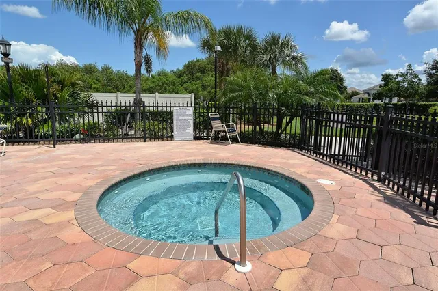 $248,900 | 811 Fairwaycove Lane, Unit 107, Bradenton, FL 34212