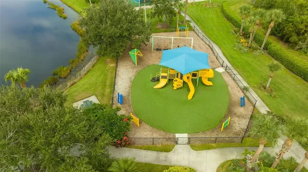 $237,900 | 811 Fairwaycove Lane, Unit 107, Bradenton, FL 34212