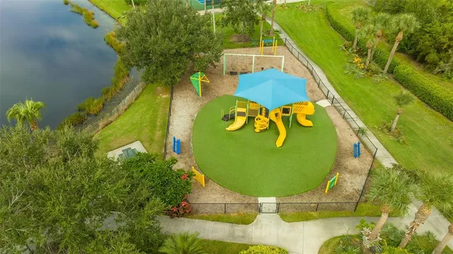 $248,900 | 811 Fairwaycove Lane, Unit 107, Bradenton, FL 34212