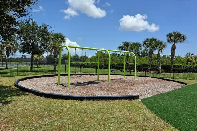 $248,900 | 811 Fairwaycove Lane, Unit 107, Bradenton, FL 34212