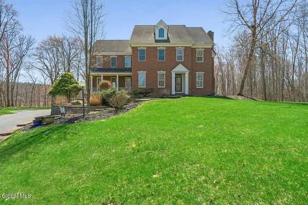 $1,899,000 | 9 Stable Lane, Saratoga Springs, NY 12866