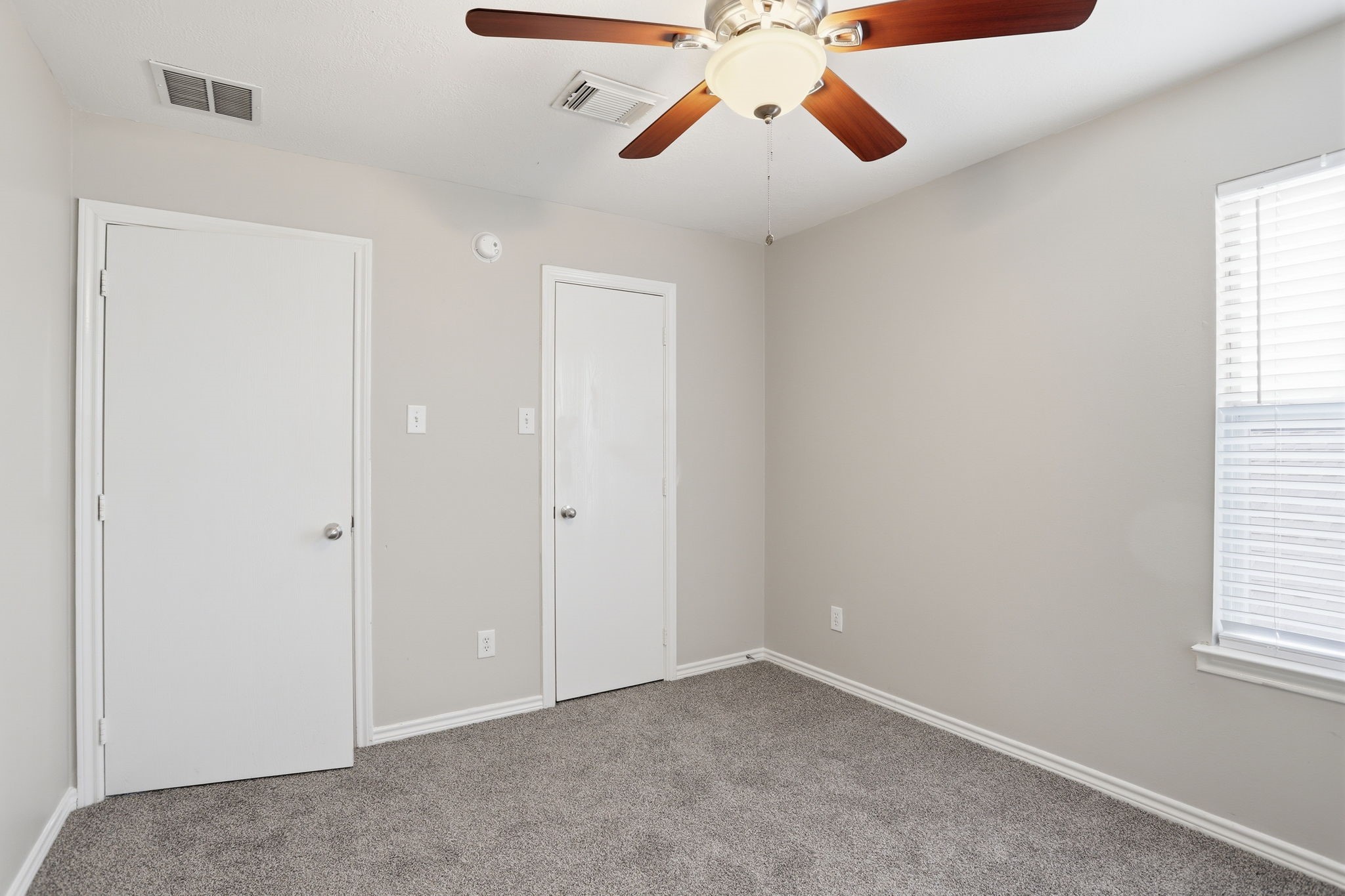 2325 Shady Tree Lane Conroe, TX 77301 - Photo 31 of 46