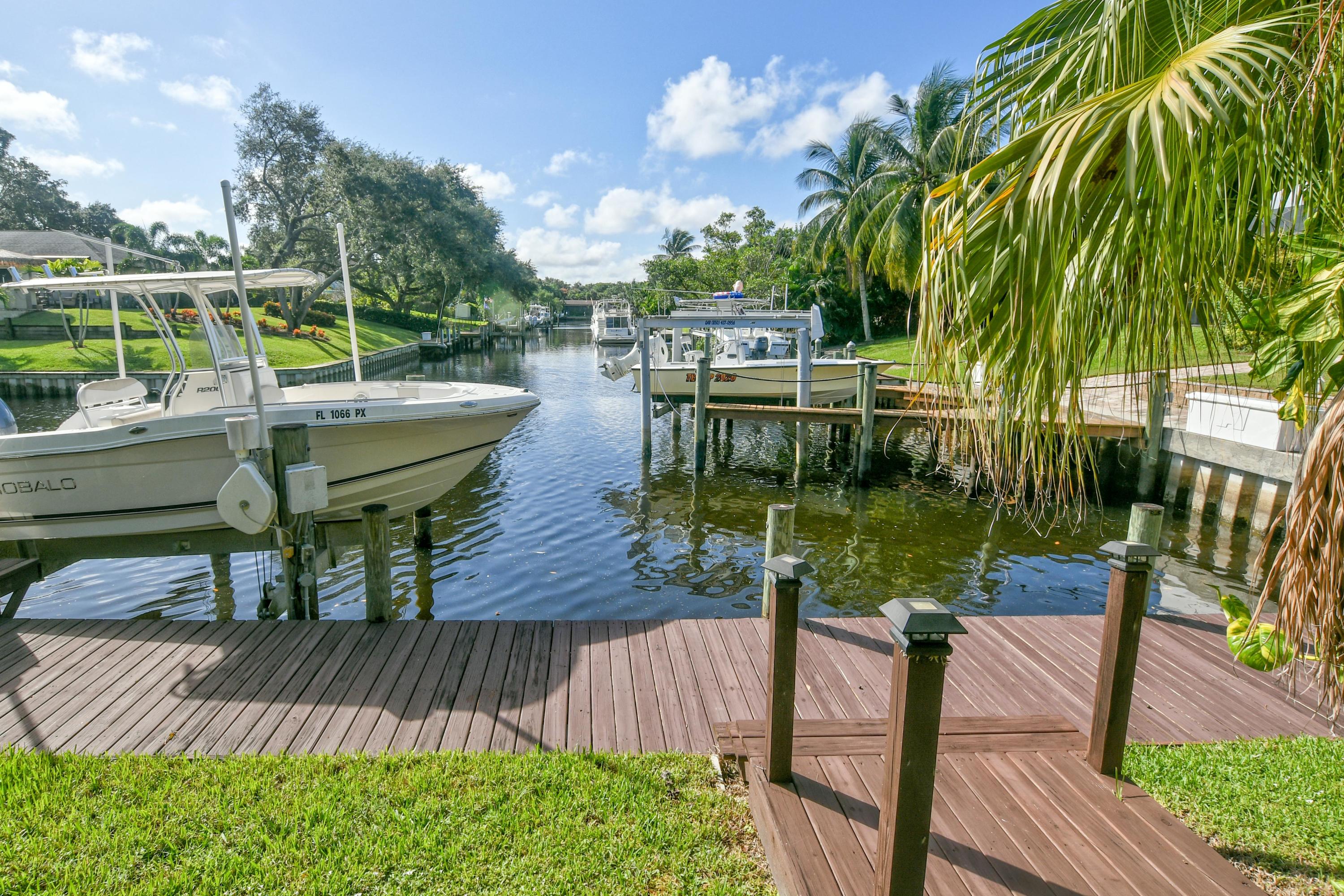 2462 Flamingo Road Palm Beach Gardens, FL 33410 - Photo 1 of 39 Dock & Waterview