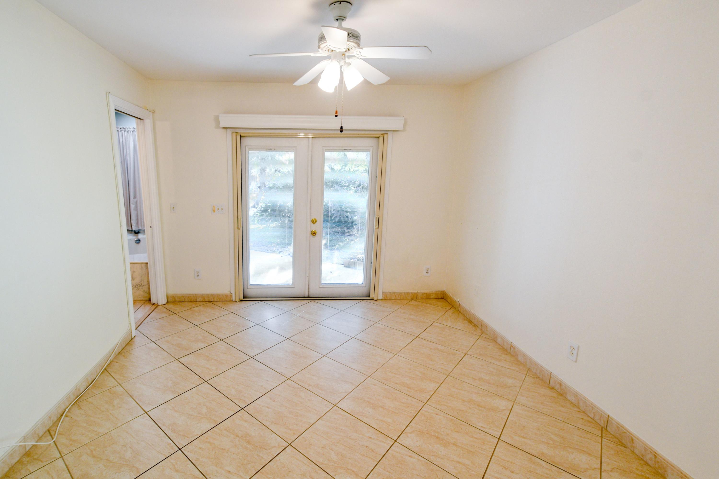 2462 Flamingo Road Palm Beach Gardens, FL 33410 - Photo 22 of 39 Main Bed vac v4