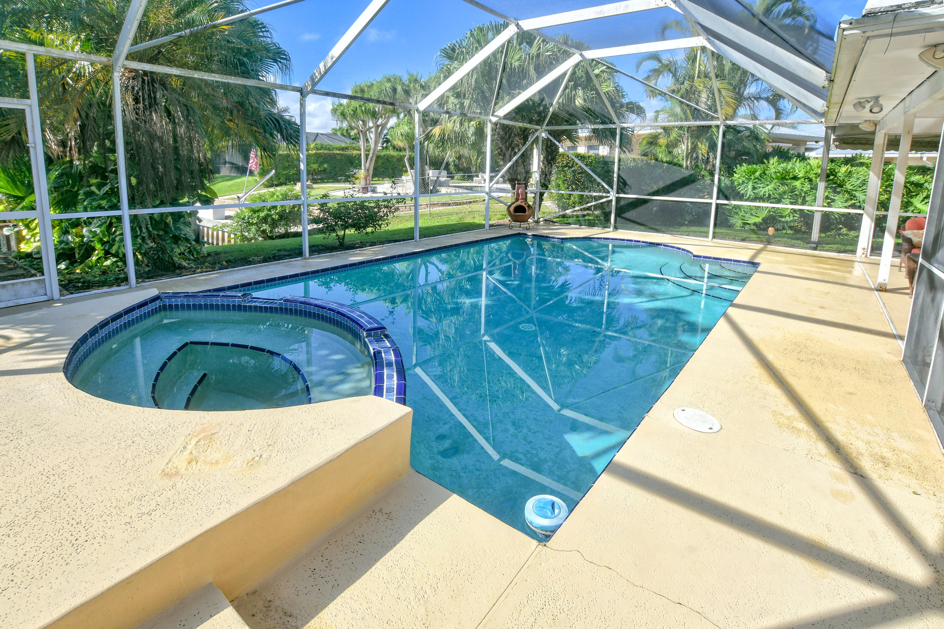 2462 Flamingo Road Palm Beach Gardens, FL 33410 - Photo 31 of 39 Flamingo-4432-Pool and water view 2