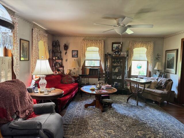 W330-s7098 County Road East Mukwonago, WI 53149 - Photo 22 of 27 Living Room
