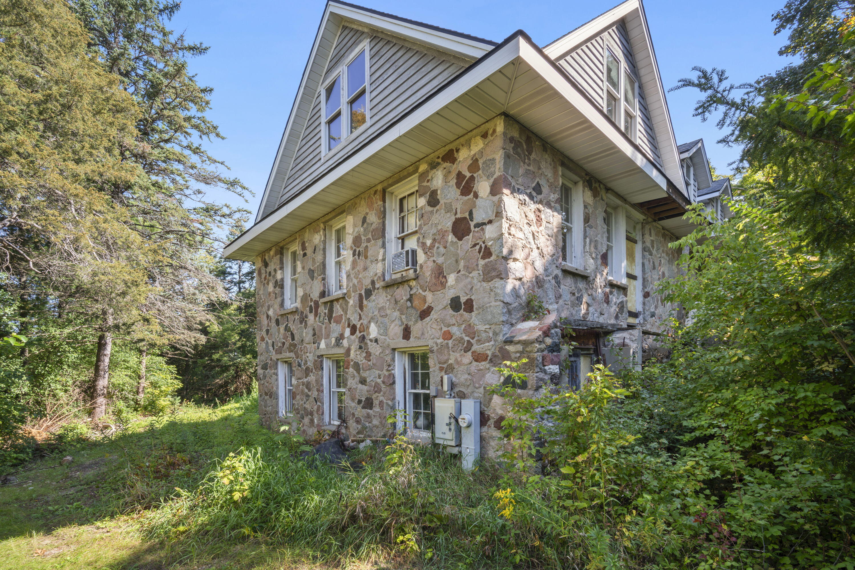 W330-s7098 County Road East Mukwonago, WI 53149 - Photo 8 of 27 Side