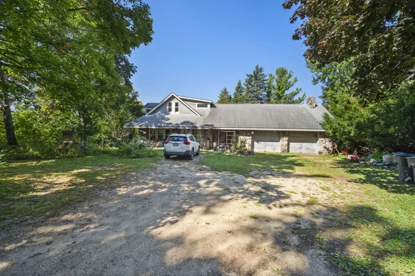 $349,800 | W330-s7098 County Road East, Mukwonago, WI 53149