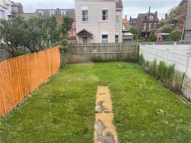 $1,600 | 1515 Hatteras Street, Pittsburgh, PA 15212