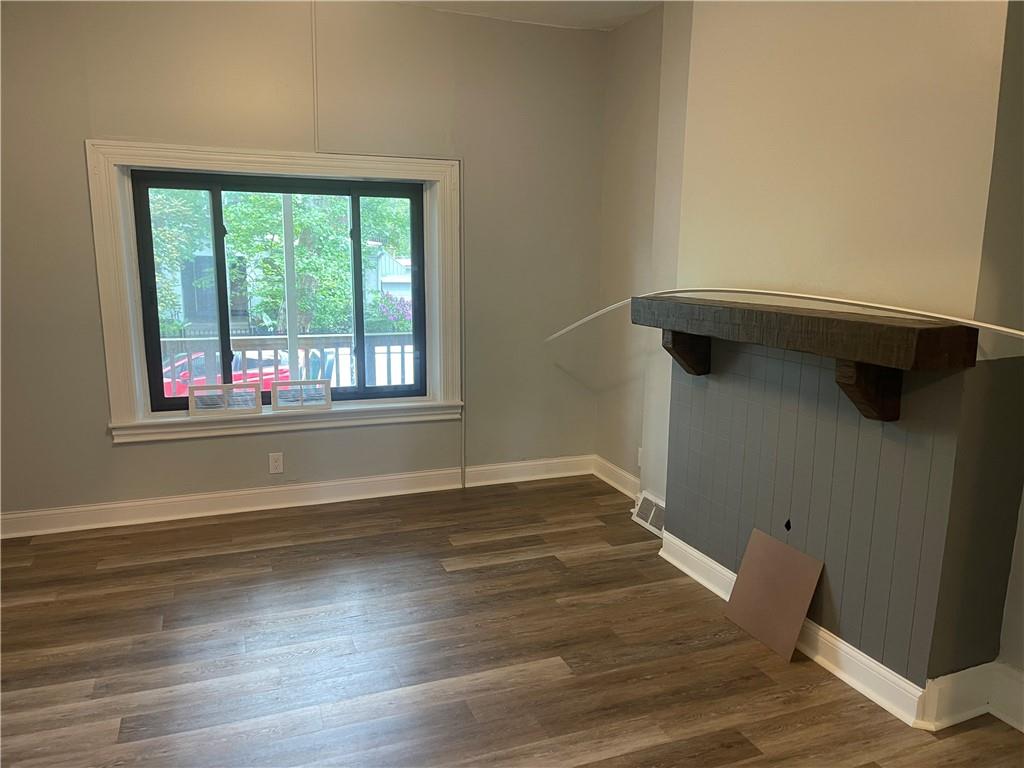 1515 Hatteras Street Pittsburgh, PA 15212 - Photo 4 of 21