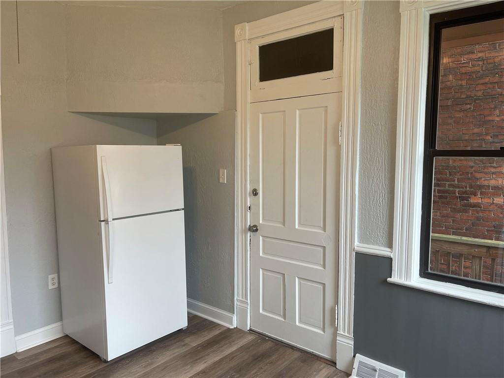 1515 Hatteras Street Pittsburgh, PA 15212 - Photo 9 of 21