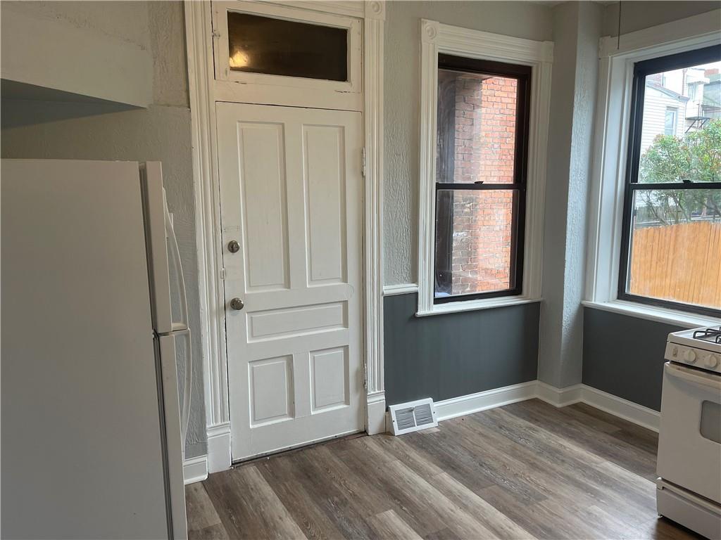 1515 Hatteras Street Pittsburgh, PA 15212 - Photo 10 of 21