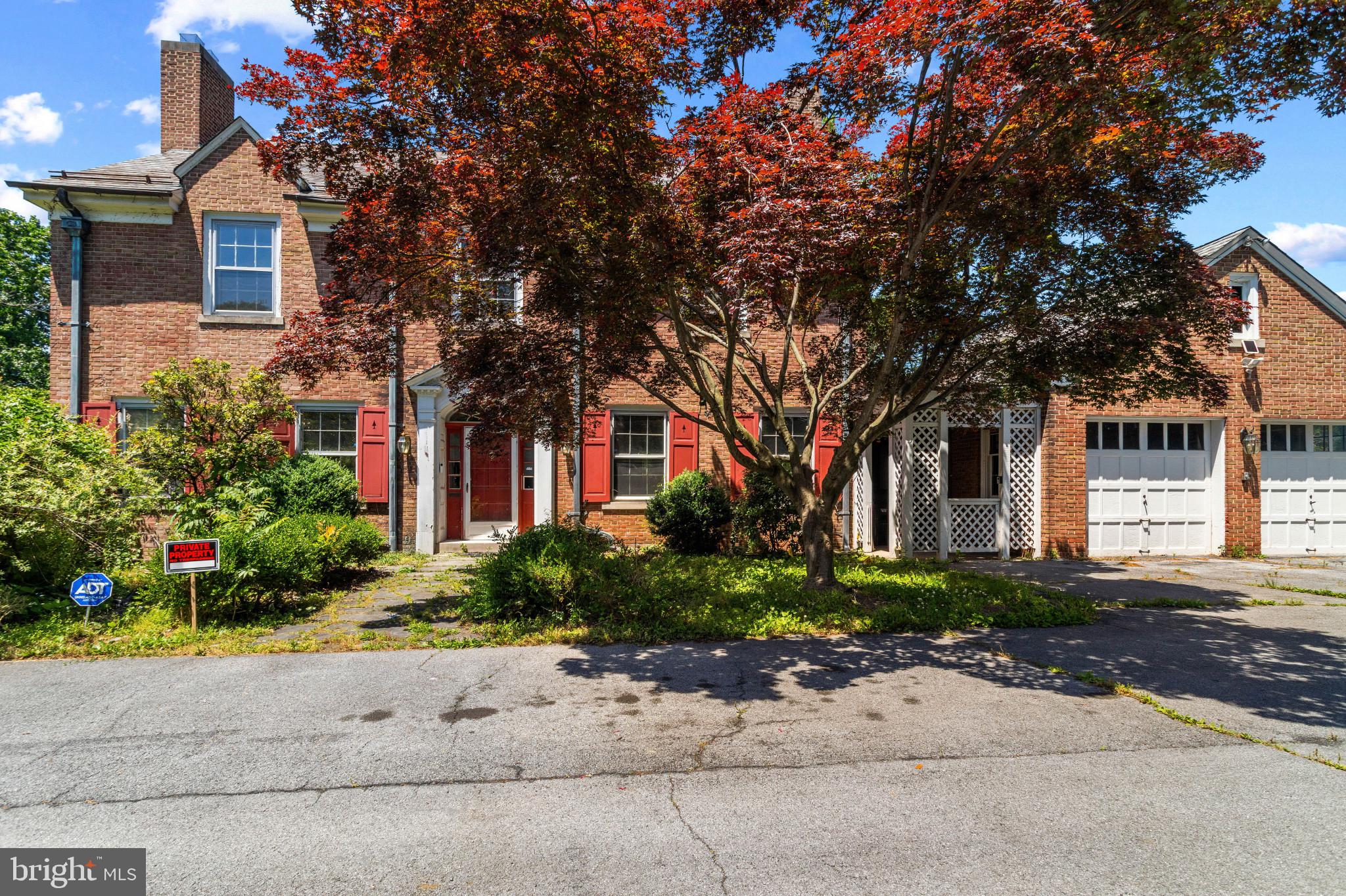 2316 Midland Road Harrisburg, PA 17104 - Photo 1 of 50