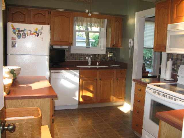 1042 Loudon Road Colonie, NY 12047 - Photo 7 of 12 Photo 7