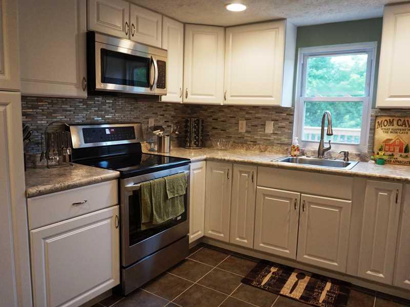 3008 Provost Road Whitehall, PA 15236 - Photo 11 of 25 Kitchen.