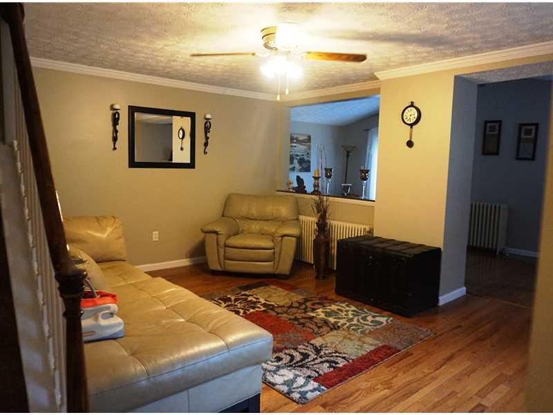 3008 Provost Road Whitehall, PA 15236 - Photo 14 of 25 Great Room.