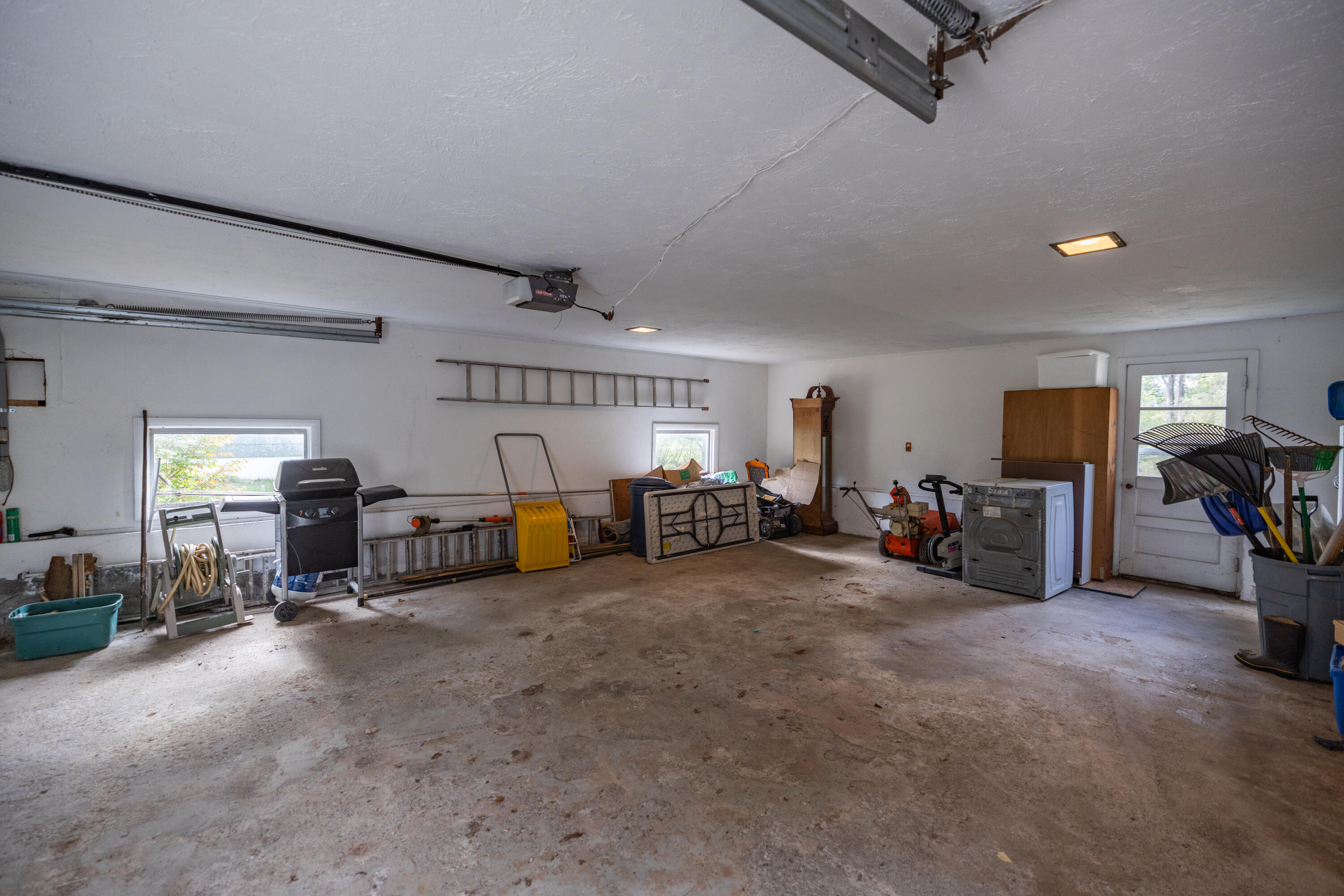 142 Hogan Road Lewiston, ME 04240 - Photo 36 of 36 2Car attached