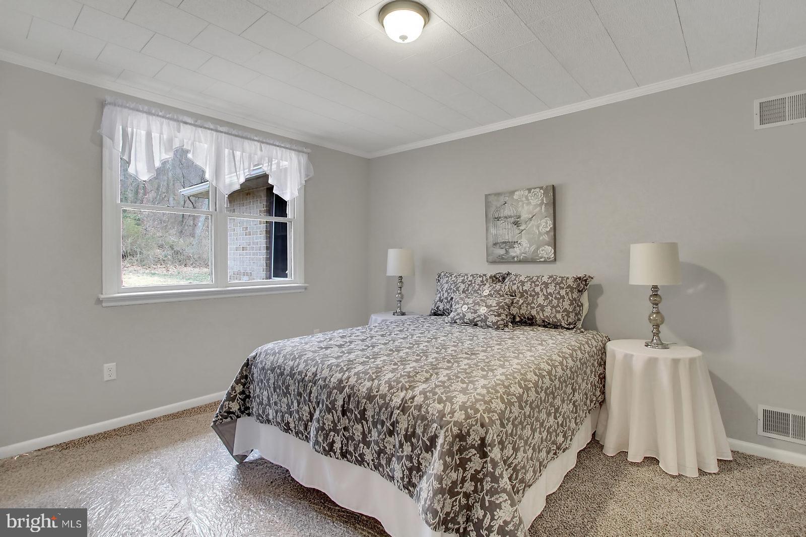 3715 Ridgewood Road York, PA 17406 - Photo 11 of 35 Gallery Image 11