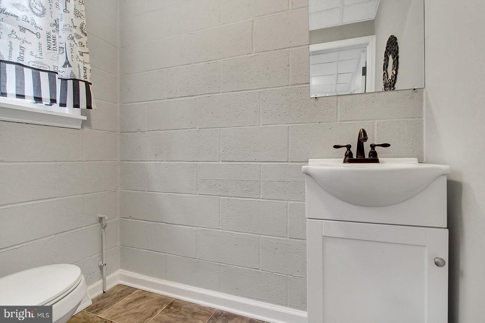 3715 Ridgewood Road York, PA 17406 - Photo 23 of 35 Gallery Image 23