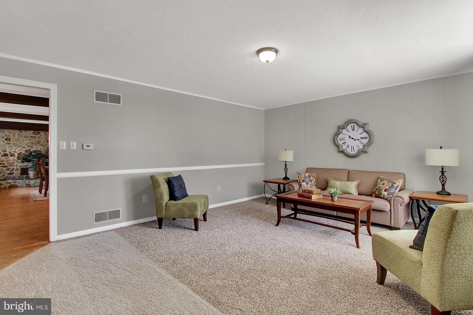 3715 Ridgewood Road York, PA 17406 - Photo 8 of 35 Gallery Image 8
