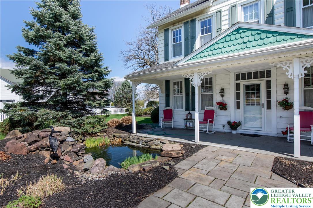 4006 Hecktown Road Bethlehem, PA 18020 - Photo 5 of 100