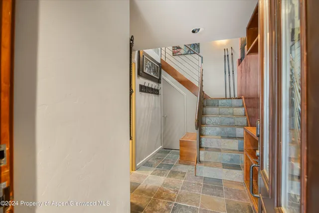 a view of entryway and hall