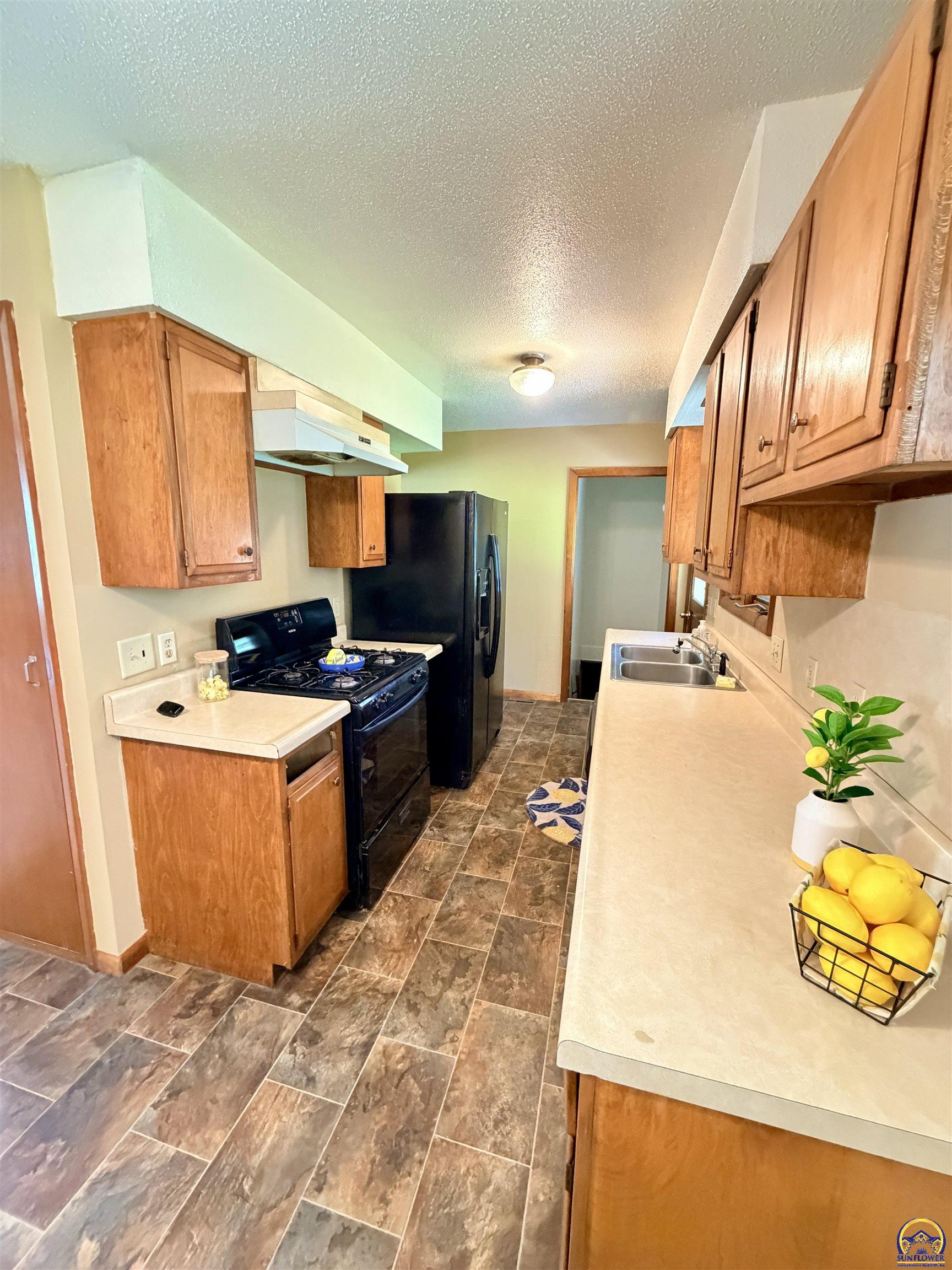 302 1st Street Americus, KS 66835 - Photo 15 of 44
