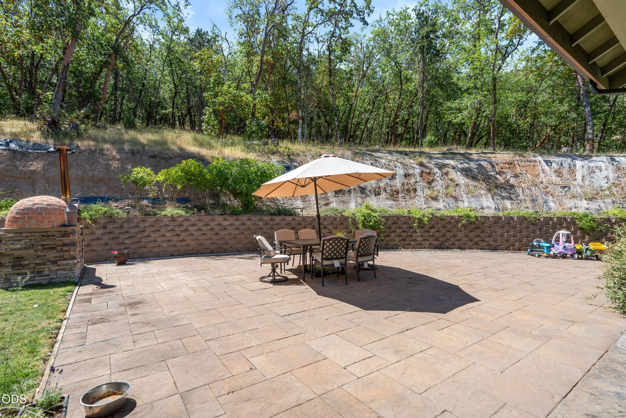 125 McKenzie Ridge Road Grants Pass, OR 97526 - Photo 26 of 62