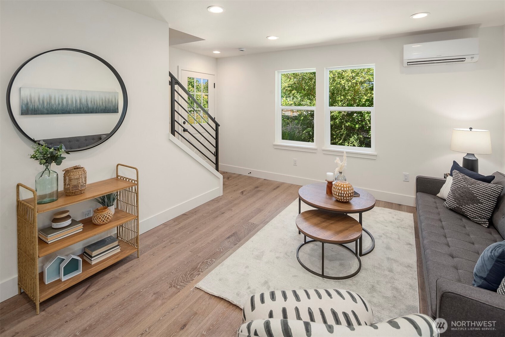 8824 32nd Avenue Southwest Seattle, WA 98126 - Photo 7 of 32