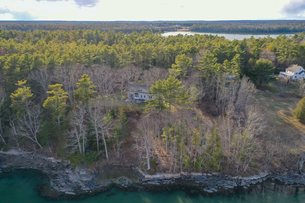 311 Princes Point Road Brunswick, ME 04011 - Photo 18 of 65 018_311princespointbrunswick-17