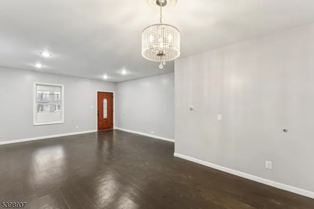 $3,400 | 7 Henry Street, Summit, NJ 07901