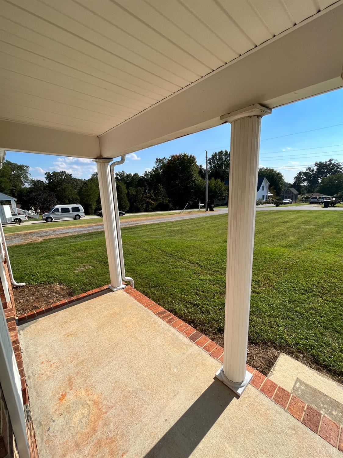 73 High View Place Lynchburg, VA 24502 - Photo 20 of 25 a view of a backyard