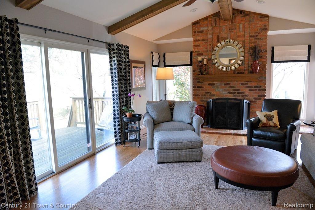 2643 Munster Road Rochester, MI 48309 - Photo 47 of 70 Family Room 10.jpg