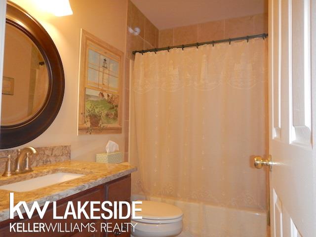 8301 Mist Field Court Howell, MI 48843 - Photo 17 of 34 1st Floor Full Bath