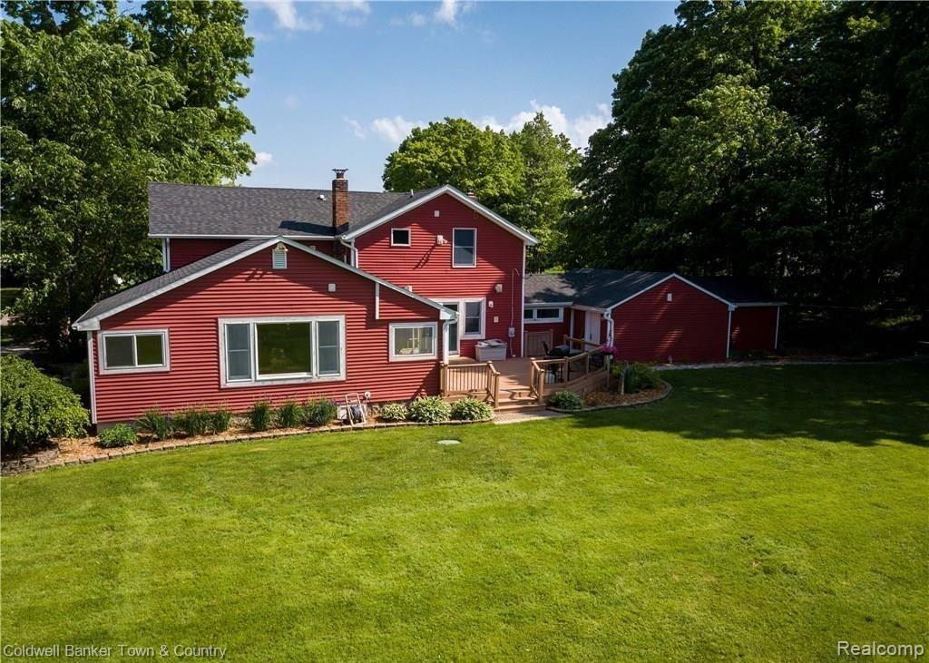 4316 Crooked Lake Road Howell, MI 48843 - Photo 28 of 40 4316 Crooked Lake (34).jpg